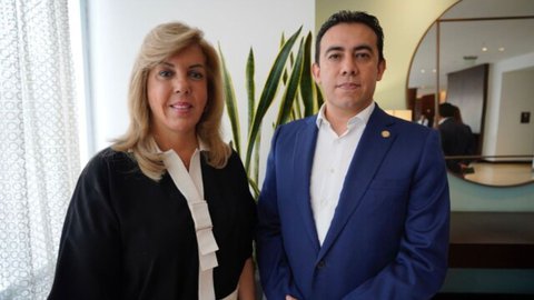 Clara Luz Roldán y Alexander Vega, codirectores del Partido de la U 